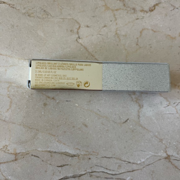 MAC Mariah Carey Lipglass - it’s just like honey - Picture 7 of 12